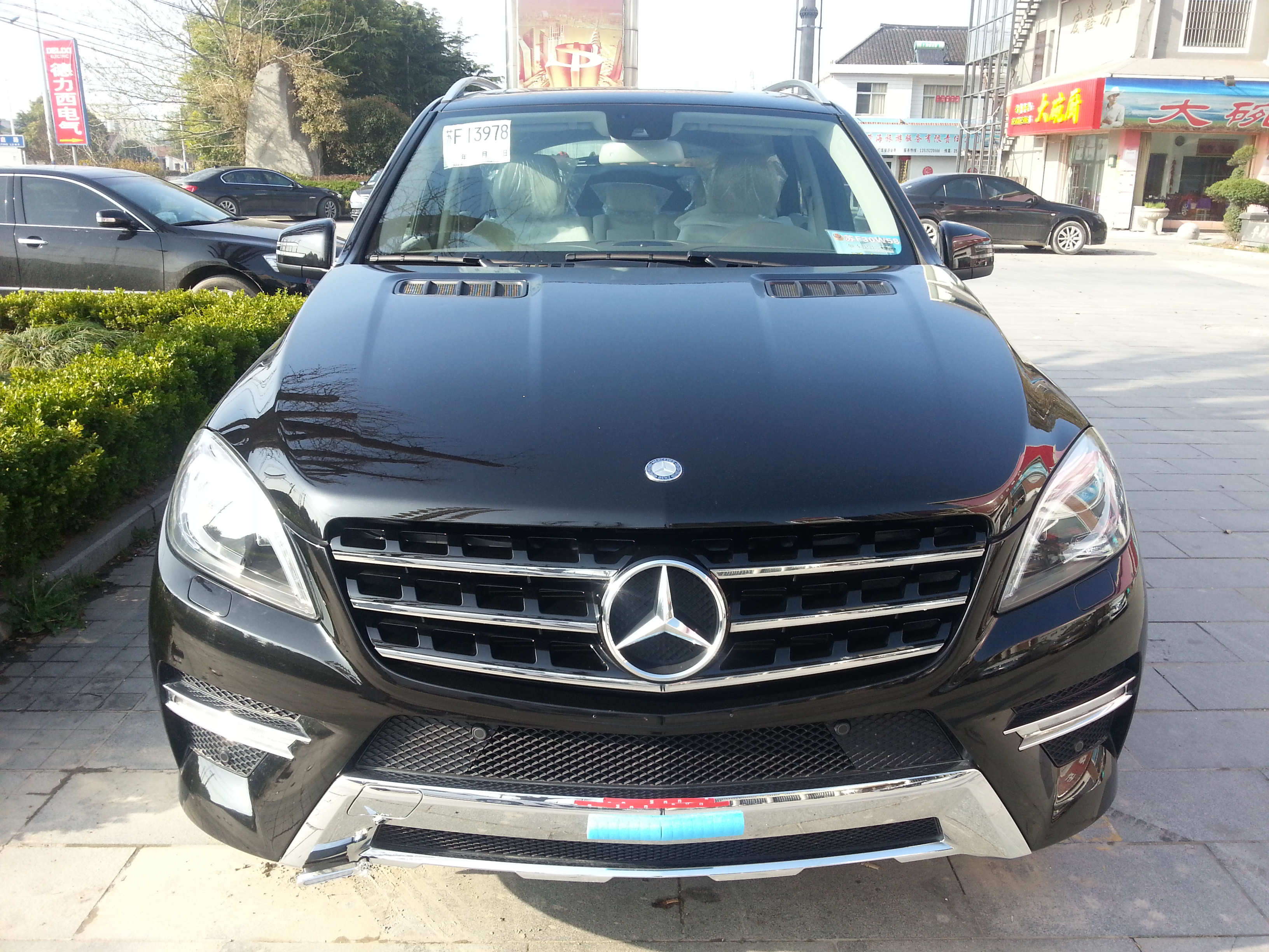 2014年1月奔驰 ml级越野车 ml300 4matic