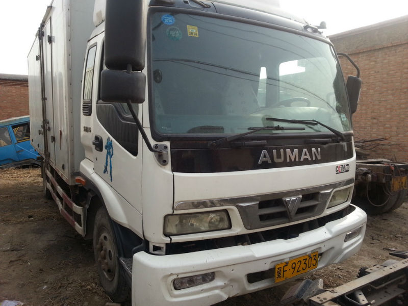 2004年4月出售04年欧曼箱车