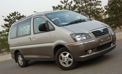 东风风行菱智 2004年上牌