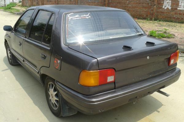 玉林一汽(天津)夏利2000年上牌二手车报价_多少钱,2000年上牌的一汽