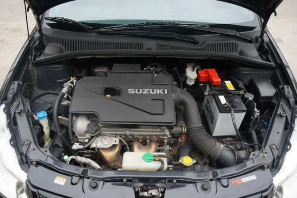 【广州】2009年4月 铃木 天语sx4三厢 1.6 锐骑版 自动 7.2万