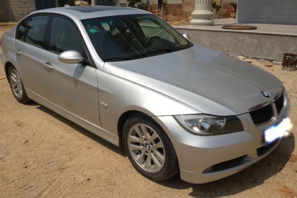 【上海】2005年12月 宝马 宝马3系 320i豪华型 银灰 手自一体