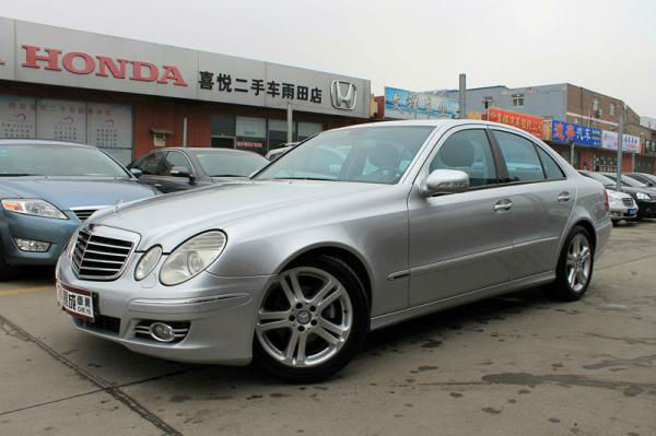 【苏州】2009年3月 奔驰 e级 e280 个性运动型 23万
