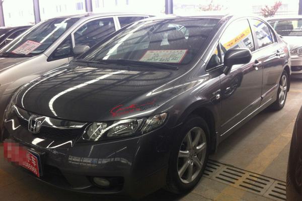 【苏州】2011年8月 本田 思域 1.8 vti-s自动尊贵版 9.8万