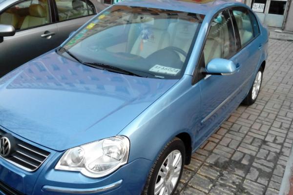 2007年 6月 上海大众polo三厢 1.