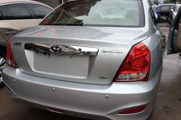 【金华】2012年3月 现代 伊兰特 自动1.6 8.6万