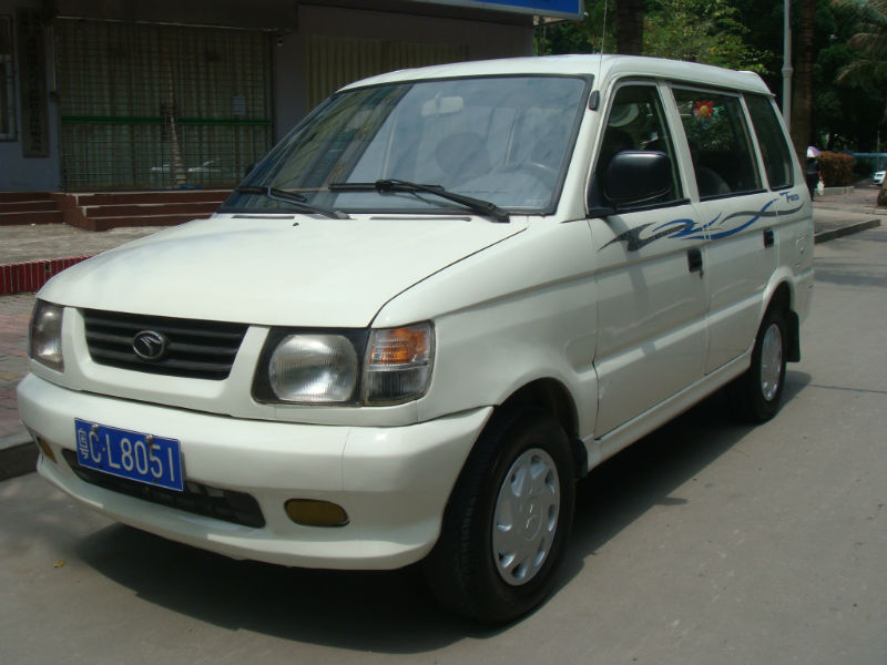 2001年1月东南 富利卡 2.