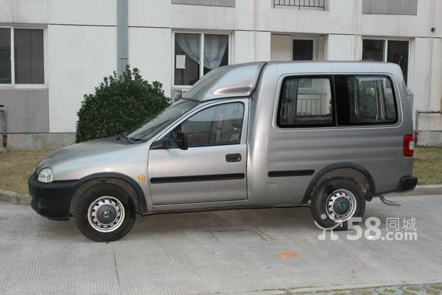 【上海】2005年8月 仪征 赛宝 银灰 自动档