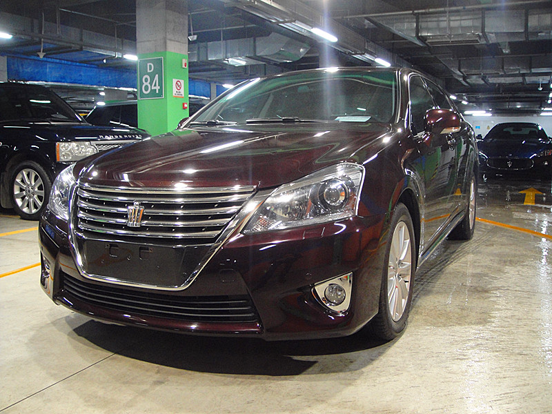 【沈阳】2013年5月 丰田 皇冠 2.5 v6 2.5 royal 真皮版 自动档