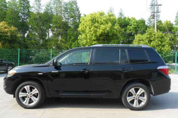 【宁波】2010年5月 丰田 汉兰达 2.7l 两驱精英版 7座 黑色 手自一体