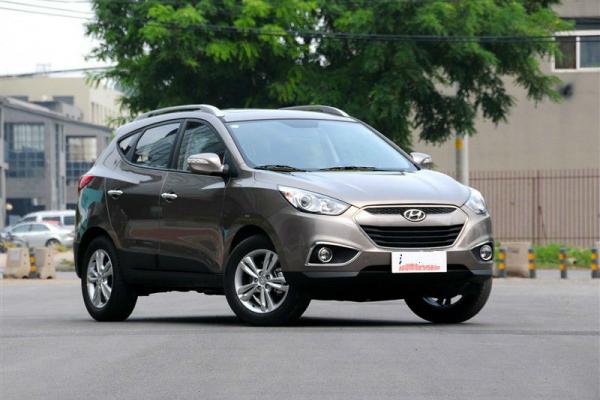 【西安】2013年6月 现代 ix35 2013款2.0l自动两驱舒适型 12.38万