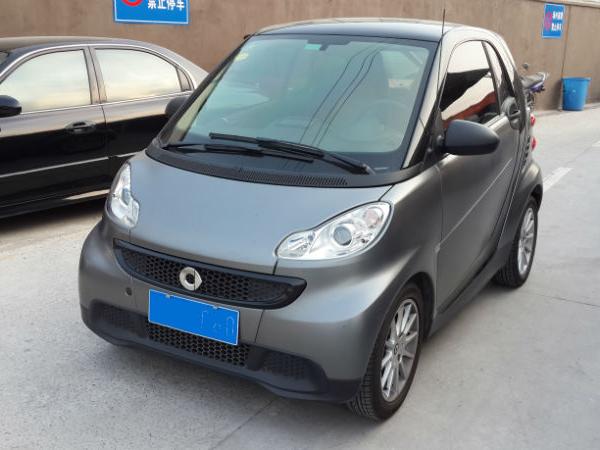 smart fortwo  1447款 52kw mhd 硬顶 激情版