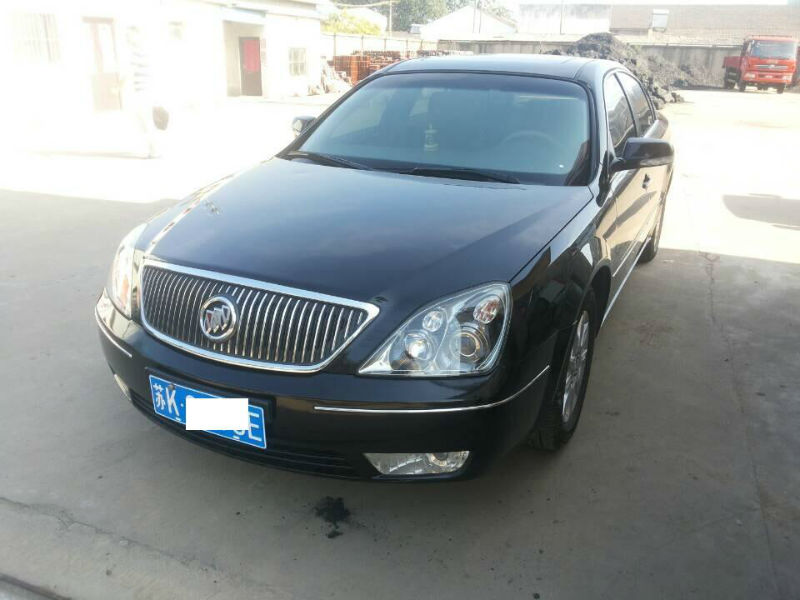 【扬州】2009年10月 别克 君越 2.4豪华版 黑色 自动档