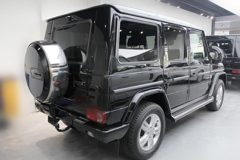 【上海】2010年10月 奔驰 g级 g500 黑色 自动档