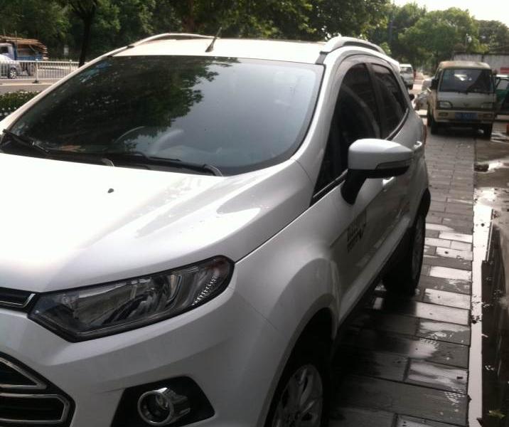 【金华】2014年4月 福特 翼搏 1.5 尊贵型 白色 自动档