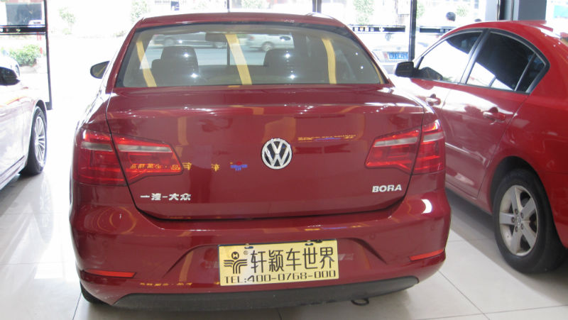 【潮州】2013年9月 大众 宝来 1.6 舒适版 红色 手自一体
