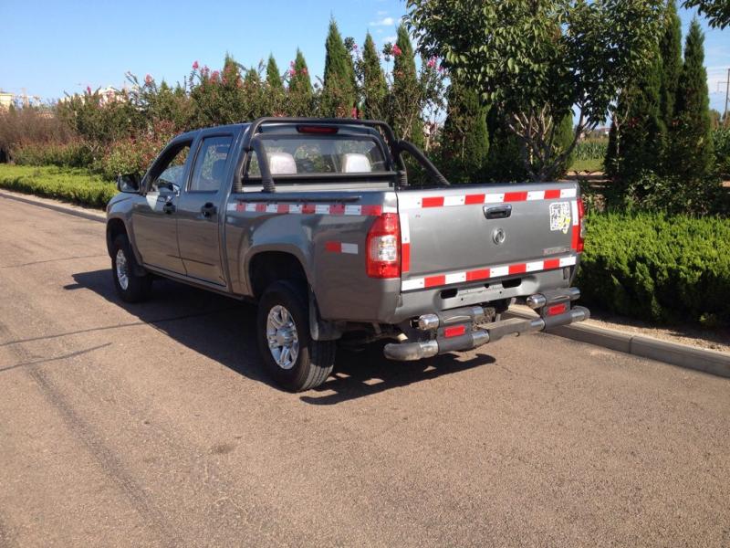 【威海】2014年5月 东风虎视皮卡 灰色 手动挡