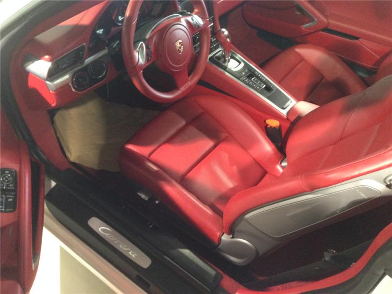 【上海】2012年8月 保时捷 911 carrera cabriolet 3.4l 红色 自动档
