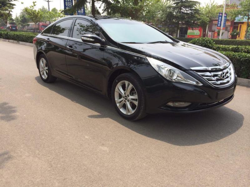 【聊城】2011年8月 现代 索纳塔 2.0 gs 时尚版 黑色 手自一体