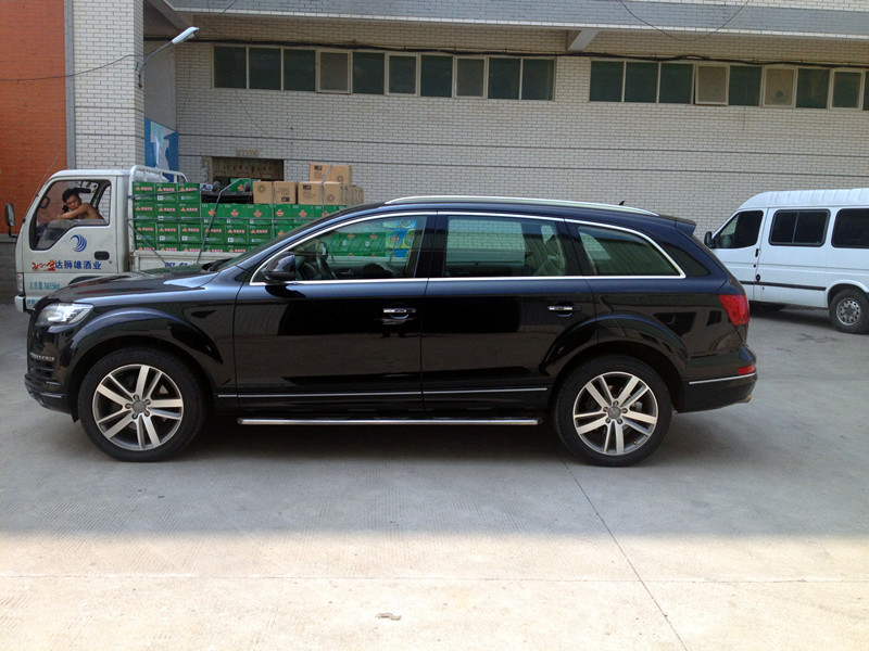 【厦门】2013年4月 奥迪 奥迪q7 35 tfsi 舒适型 黑色 自动档