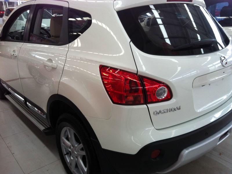 【临沂】2014年6月 日产 逍客 2.0 xl 火 两驱 白色 手自一体