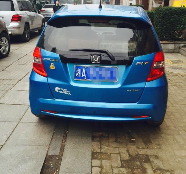 【长沙】2012年8月 本田 飞度 2012款 1.3 手动 舒适版 蓝色 手动挡