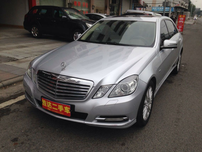 【东莞】2011年12月 奔驰 e级 e200l cgi 1.8t 优雅型 灰色 手自一体