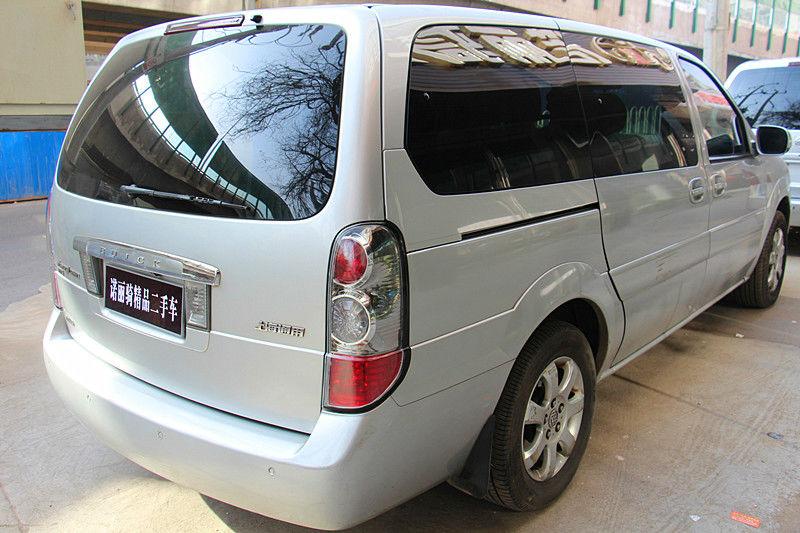 【兰州】2010年3月 别克 gl8 陆尊 3.0 ct 7座舒适版 灰色 自动档