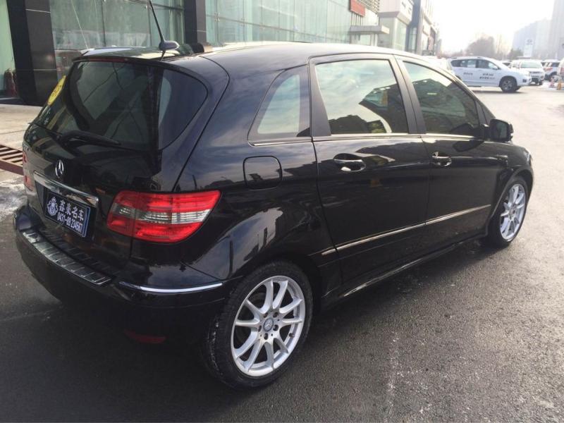 【长春】2010年7月 奔驰 b级 b200 2.0 黑色 手自一体