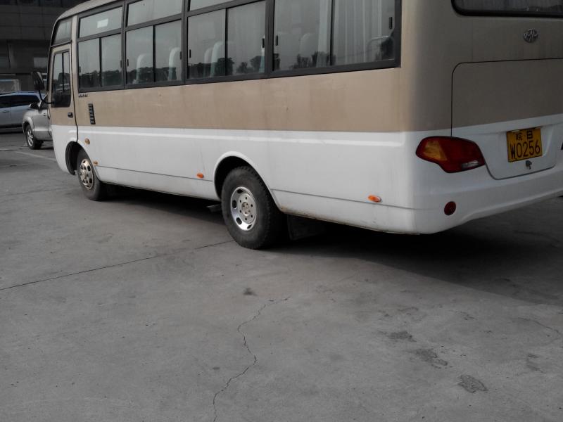 【芜湖】2013年9月 江淮hk6738k 黄色 手动挡