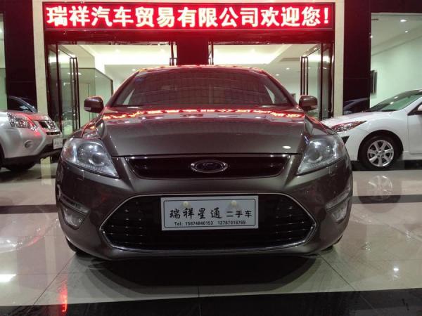 福特 蒙迪欧 2.0L GTDi240 豪华运动型