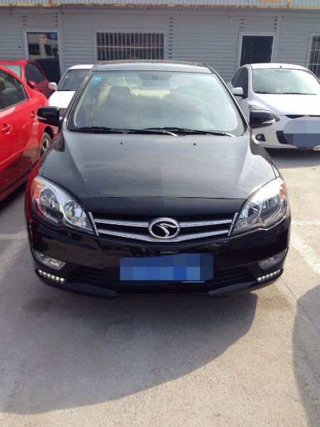 南京2013年3月东南v5菱致2013款15豪华型cng黑色自动档