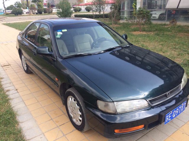 【苏州】1997年5月 本田 雅阁 2.0 蓝色 自动档