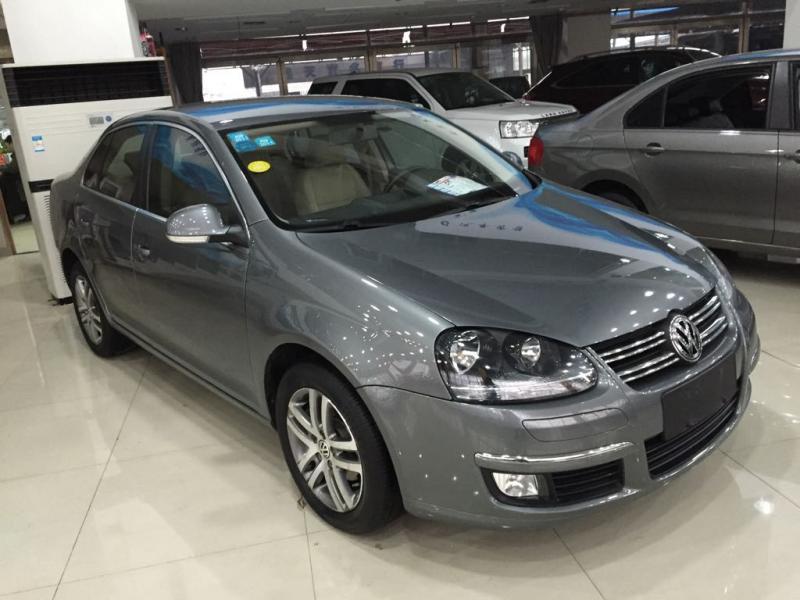 【中国】2011年7月 大众 速腾 1.6 舒适版 灰色 手自一体