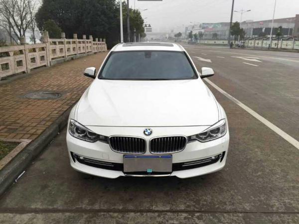 宝马 宝马3系  328LI2.0T 豪华设计套装