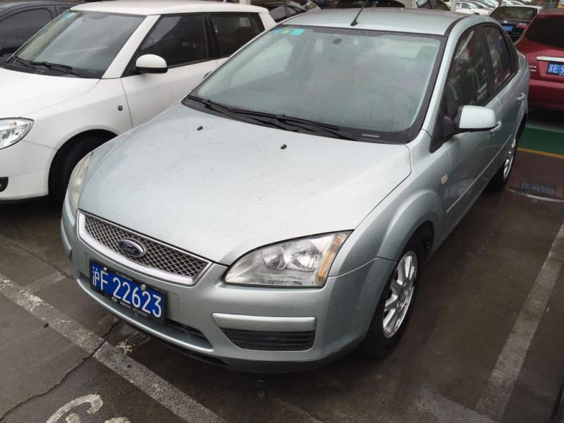 【上海】2006年7月 福特 福克斯 1.8 经典型 蓝色 手动挡