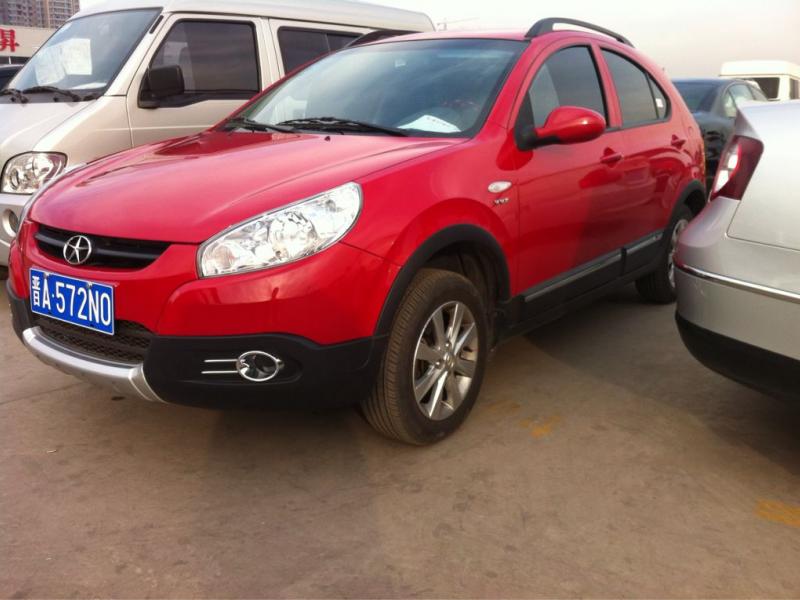 【太原】2014年10月 江淮 和悦 a13 cross 1.3 豪华型 红色 手动挡
