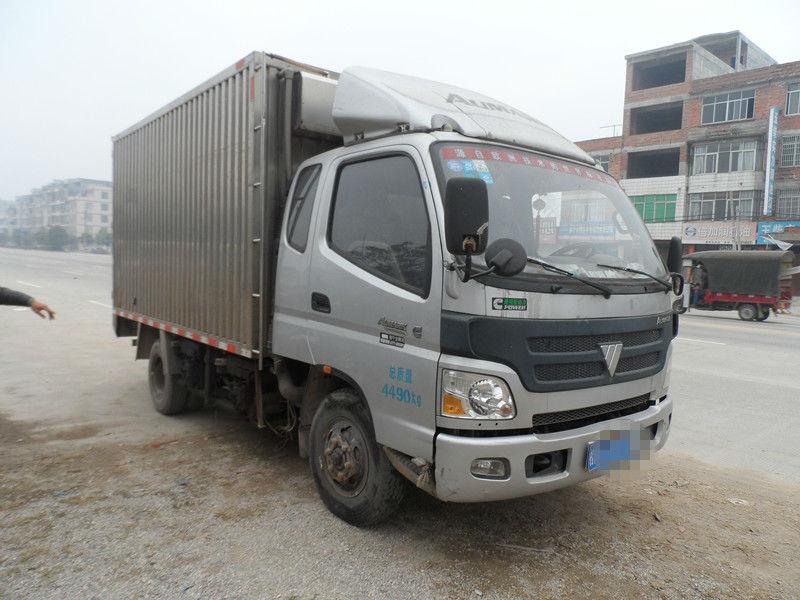 【南宁】2011年8月 康明斯厢式货车 银灰 手动挡