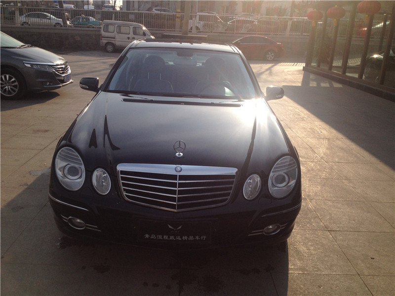 【青岛】2008年2月 奔驰 e级 e350 时尚型 黑色 自动档