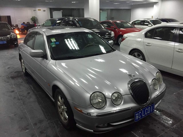 【苏州】1999年10月 捷豹 s-type 4.2 灰色 自动档
