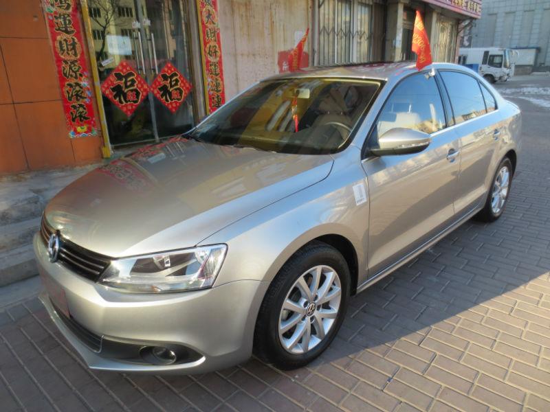 【盘锦】2013年7月 大众 速腾 1.6 时尚版 灰色 自动档