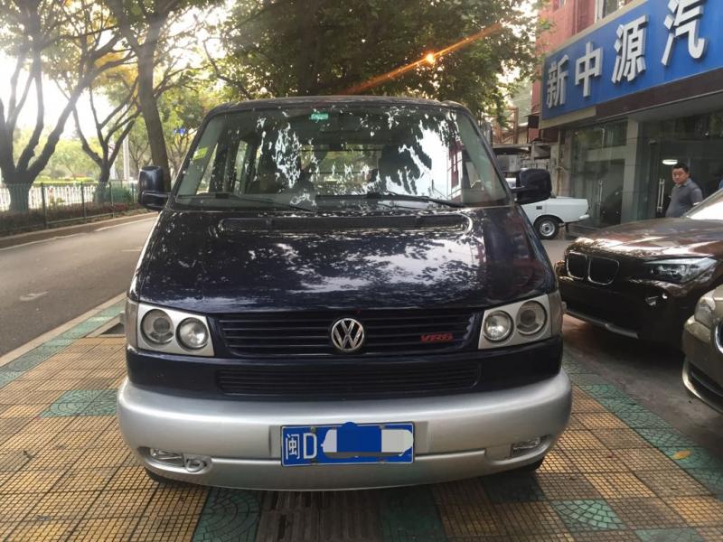 厦门2000年5月大众卡罗瓦雷2000款vr628t4蓝色手自一体
