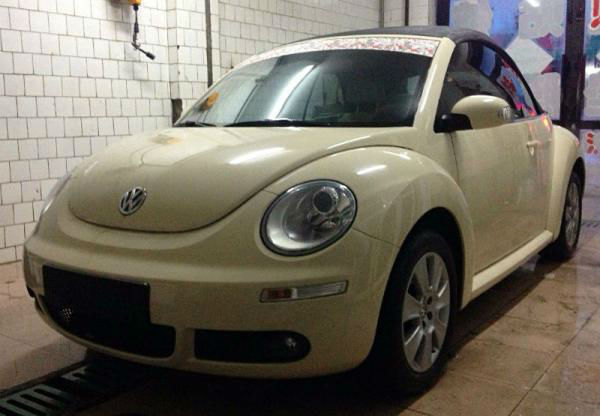 【黑龙江】2008年4月 大众 甲壳虫 2.0tsi 豪华运动型 黄色 手自一体