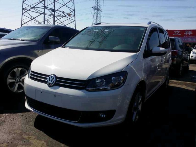 4tsi 双离合 5座豪华睿智版 白色 自动档