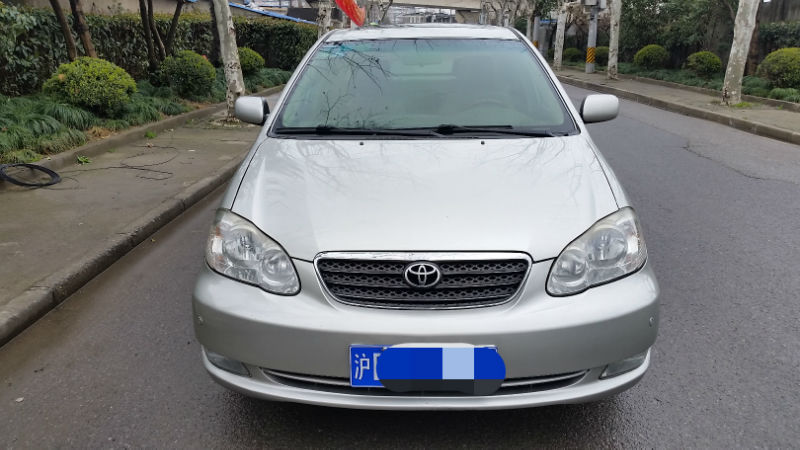 【上海】2005年5月 丰田 花冠 1.8 gl-i 银灰 手自一体