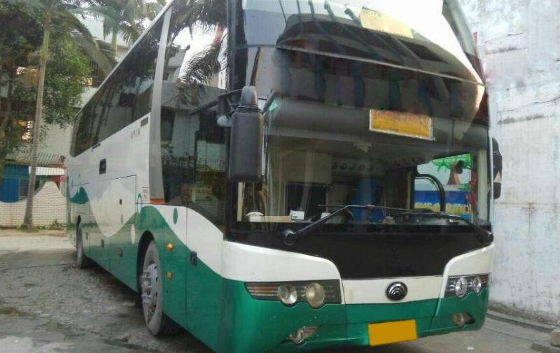 【衢州】2009年12月 09年50座国三双层宇通6127 黑色 手动挡