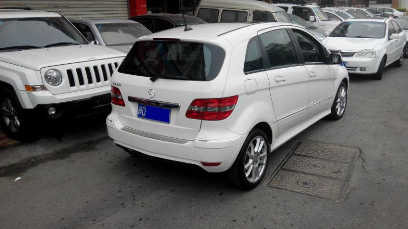 【厦门】2011年11月 奔驰 b级 b200 2.0 豪华型 白色 自动档