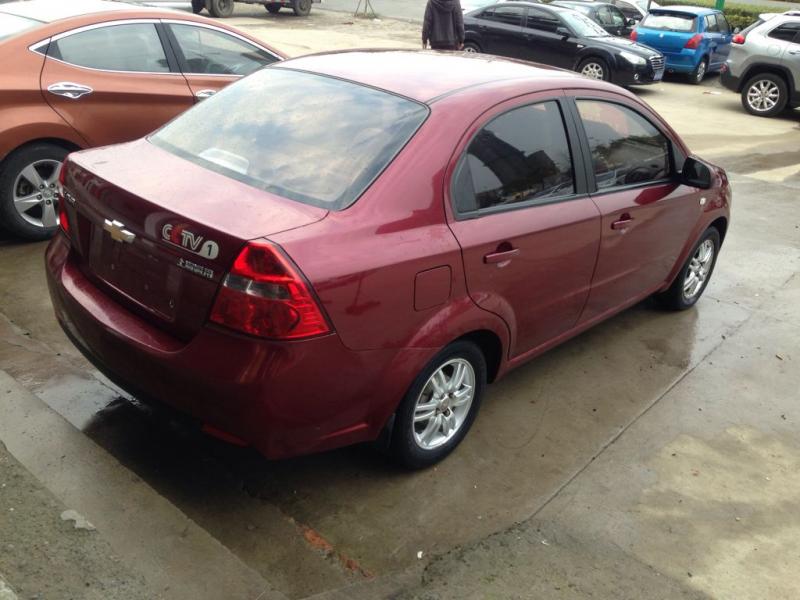 【淮安】2011年2月 雪佛兰 乐风 1.4 se 风尚版 红色 手动挡