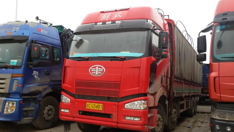 【宜春】2012年12月 解放j6前四后八仓栏货车 红色 手动挡