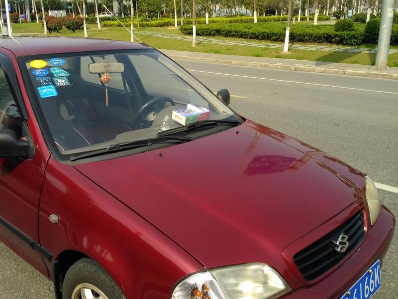 【无锡】2004年5月 铃木 羚羊 1.3 cdc豪华版 红色 自动档